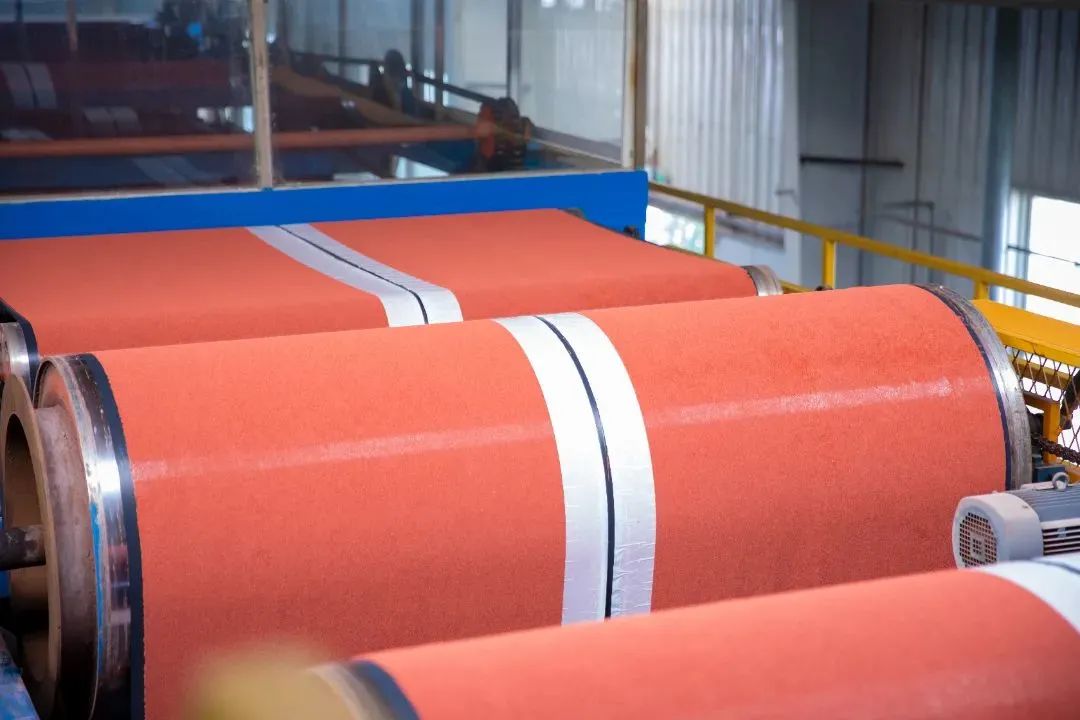 1647675611481775.jpg 中国红生产线.jpg