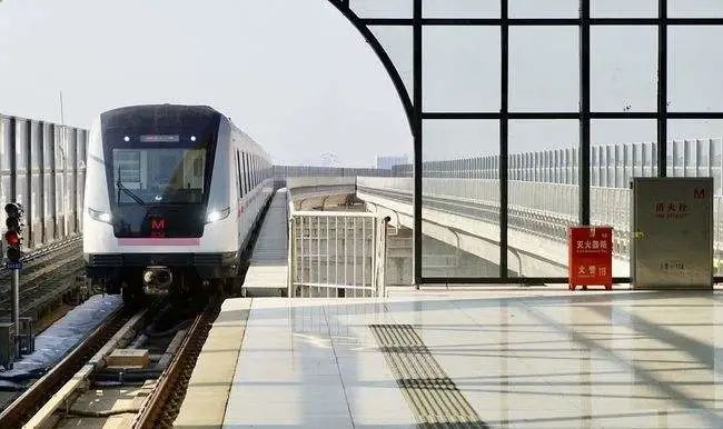 1647675948258368.jpg 武汉地铁.jpg